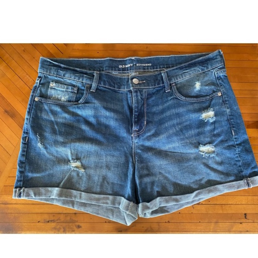 Old Navy Boyfriend Distressed Shorts